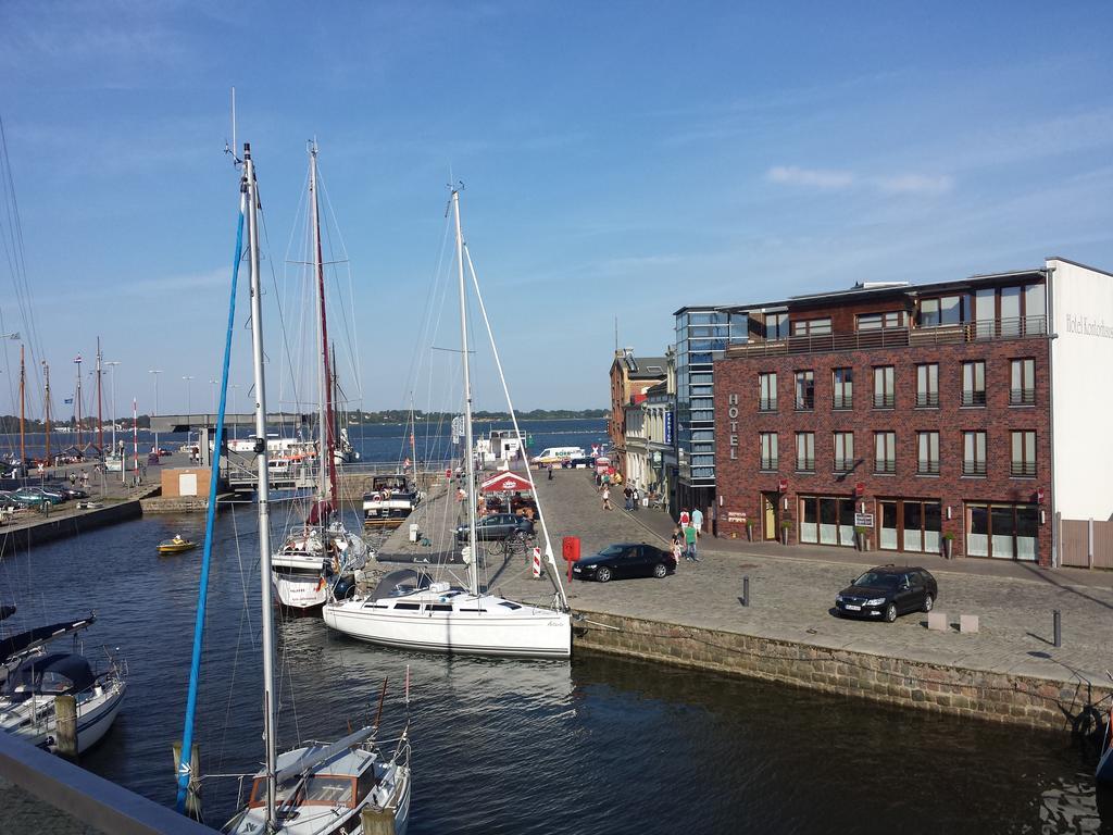 Hochwertige Apartments Im Stralsunder Hafen Exterior foto